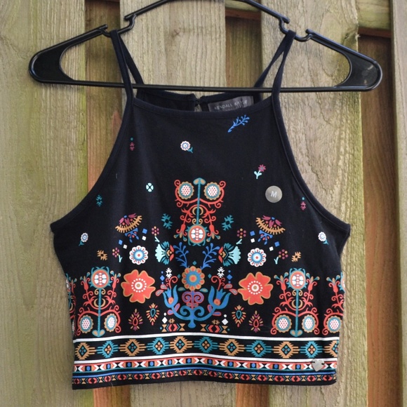 Kendall & Kylie Tops - NWT High Neck Cropped Tank Top